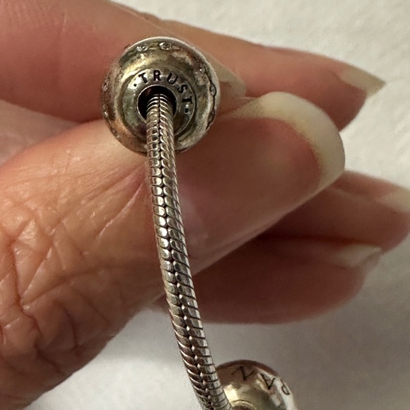 Retired Pandora Essence bracelet & 5 charms - Picture 6 of 13